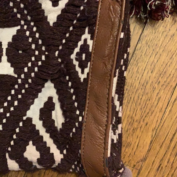 Quagga Aztec brown crossbody bag - Picture 11 of 12
